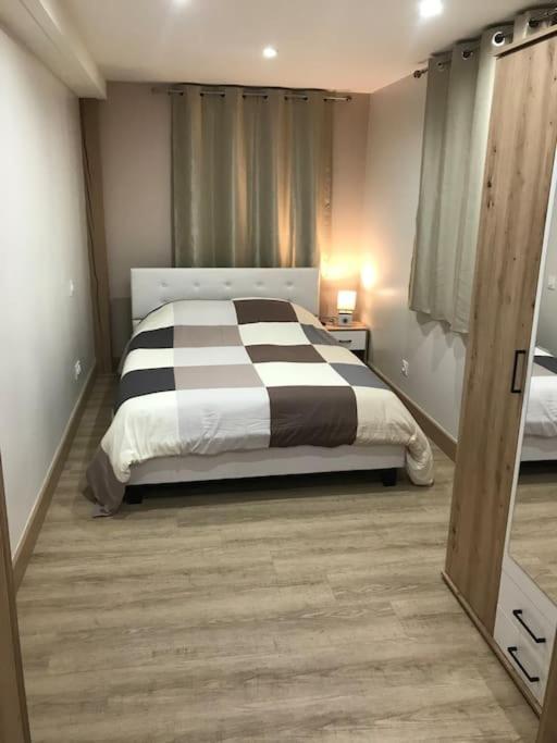 Paisible Logement Tout Equipe Pour 1 A 6 Personnes Ebersheim Kültér fotó